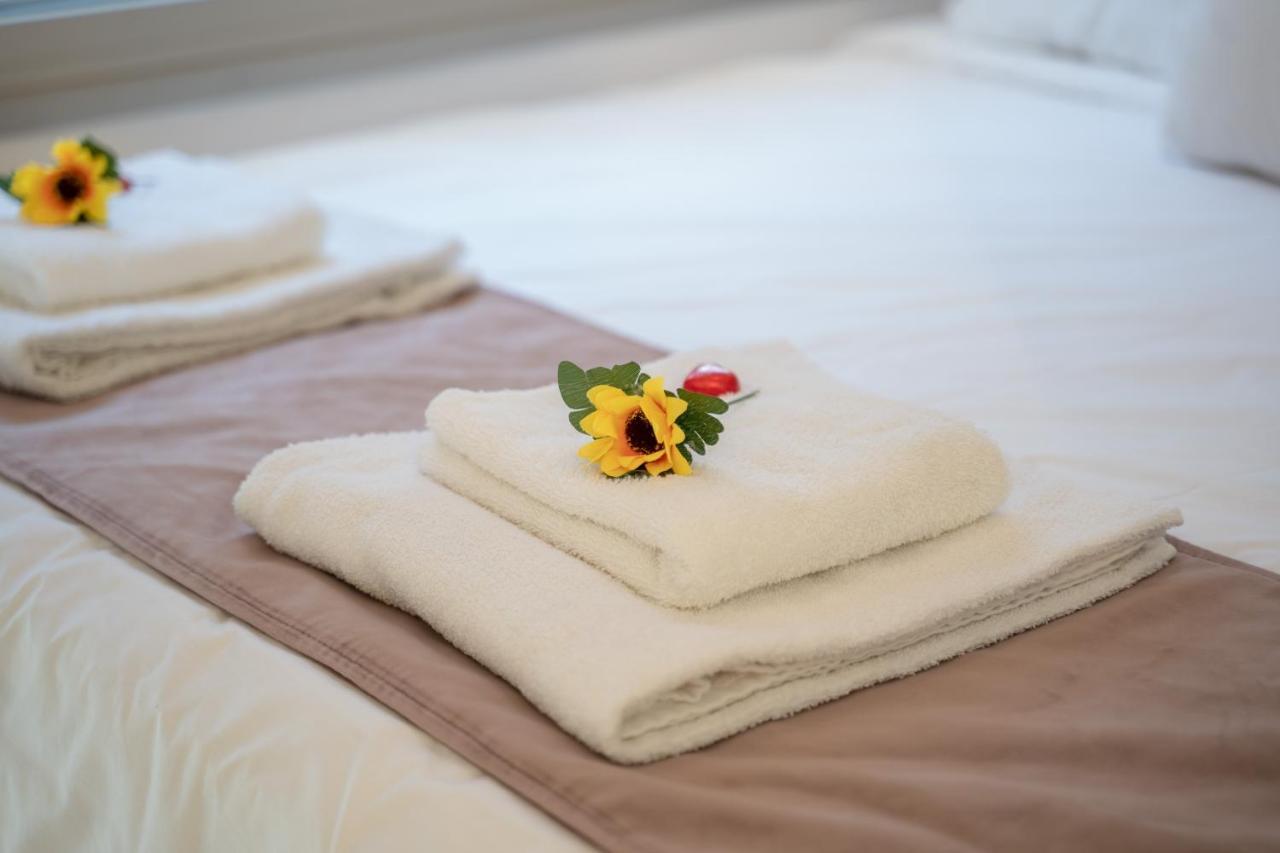 תל אביב Ocean Executive Apartments - 5 Min From The Beach מראה חיצוני תמונה
